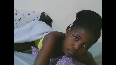 Snapshot of sweet_tattiana chatting on October 19, 4:35 am Tatty online show from October 19, 4:35 am