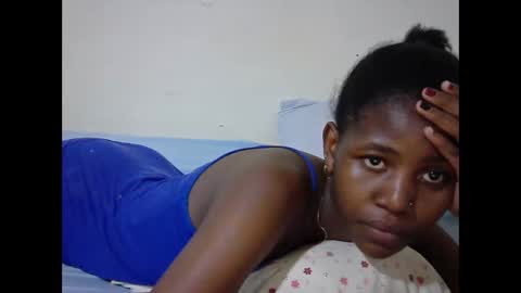 Snapshot of sweet_tattiana chatting on November 2, 5:37 pm Tatty online show from November 2, 5:37 pm