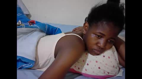 Snapshot of sweet_tattiana chatting on November 4, 2:54 am Tatty online show from November 4, 2:54 am