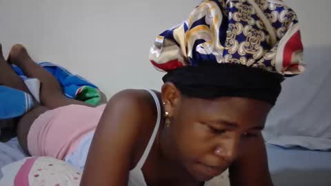 Snapshot of sweet_tattiana chatting on November 7, 8:58 am Tatty online show from November 7, 8:58 am