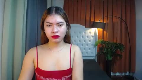 sweet_trexie online show from January 19, 2:04 am