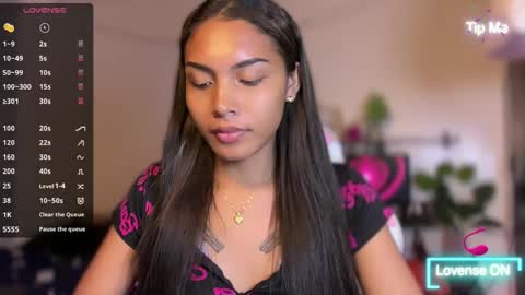 Snapshot of sweet_trishaxx chatting on March 23, 3:16 pm Trisha online show from March 23, 3:16 pm