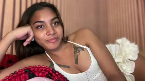 Trisha online show from July 27, 12:01 pm