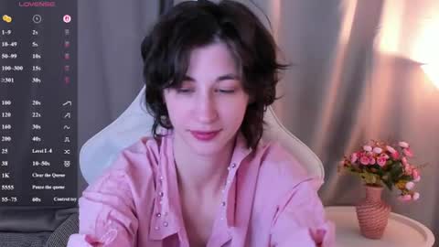 Carolina Lu online show from June 18, 2:12 am