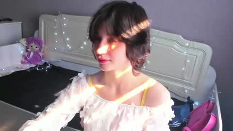 Carolina Lu online show from June 26, 2:27 am