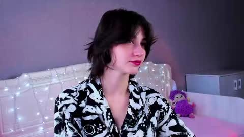 Carolina Lu online show from July 25, 1:15 am
