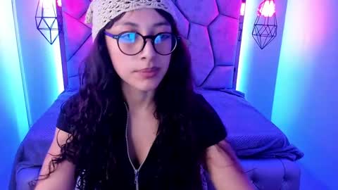 sweet_venus4 online show from December 13, 6:59 pm