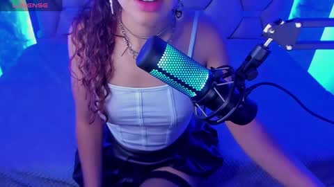 sweet_venus4 online show from February 25, 2:22 pm