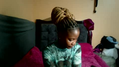 Snapshot of sweet_zella chatting on July 13, 2:09 pm zellate online show from July 13, 2:09 pm