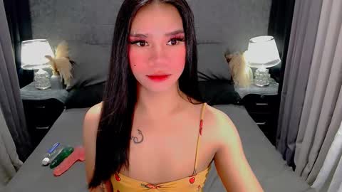 Snapshot of sweet_zoey12 chatting on February 21, 9:32 am bea takashi online show from February 21, 9:32 am