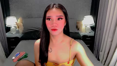 Snapshot of sweet_zoey12 chatting on February 28, 8:26 am bea takashi online show from February 28, 8:26 am