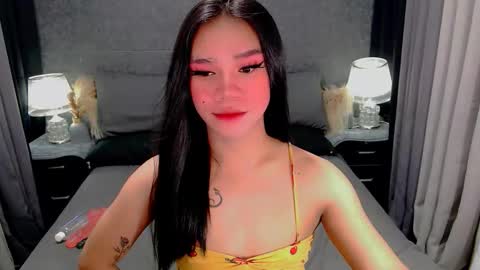 Snapshot of sweet_zoey12 chatting on March 5, 9:05 am bea takashi online show from March 5, 9:05 am