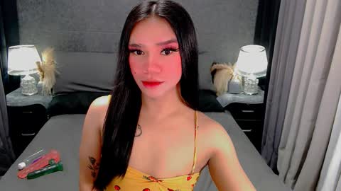 Snapshot of sweet_zoey12 chatting on March 8, 9:13 am bea takashi online show from March 8, 9:13 am