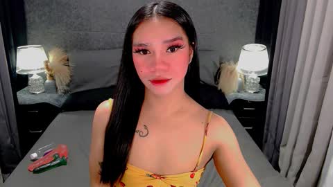 Snapshot of sweet_zoey12 chatting on March 11, 9:37 am bea takashi online show from March 11, 9:37 am