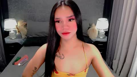 Snapshot of sweet_zoey12 chatting on March 15, 12:11 pm bea takashi online show from March 15, 12:11 pm