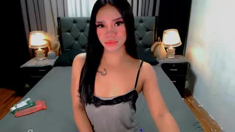 bea takashi  online show from June 23, 9:29 am