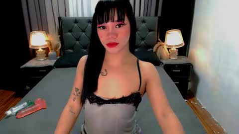 bea takashi  online show from June 27, 9:36 am