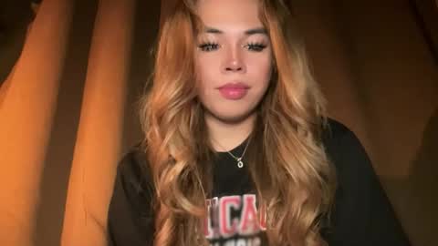 Snapshot of sweetalexa19 chatting on March 20, 7:19 pm alexa your one and only queen online show from March 20, 7:19 pm