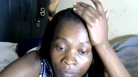 Snapshot of sweetalianah chatting on November 8, 9:13 pm LIANAH online show from November 8, 9:13 pm