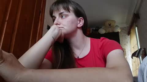 Snapshot of sweetalina13 chatting on May 22, 3:17 pm sweetalina13 online show from May 22, 3:17 pm