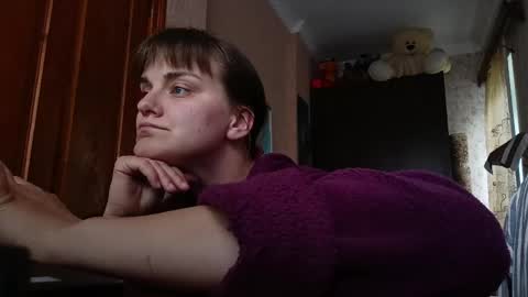 Snapshot of sweetalina13 chatting on June 3, 3:17 pm sweetalina13 online show from June 3, 3:17 pm