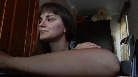Snapshot of sweetalina13 chatting on June 4, 3:29 pm sweetalina13 online show from June 4, 3:29 pm