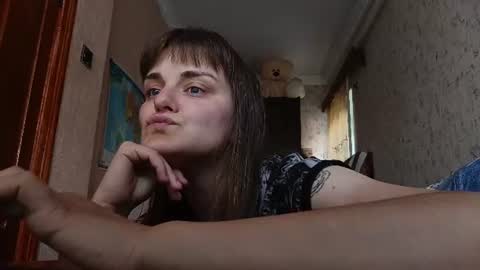 Snapshot of sweetalina13 chatting on June 8, 3:12 pm sweetalina13 online show from June 8, 3:12 pm
