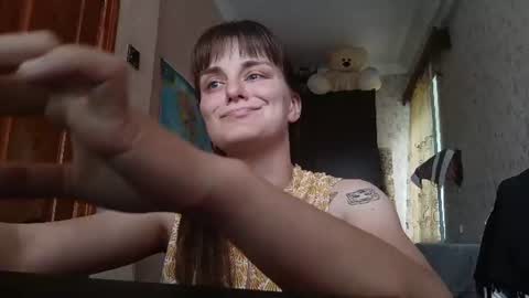 Snapshot of sweetalina13 chatting on June 15, 3:14 pm sweetalina13 online show from June 15, 3:14 pm