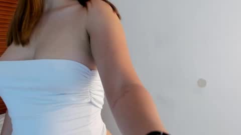 Snapshot of sweetandwilld chatting on March 26, 8:14 pm sweetandwilld online show from March 26, 8:14 pm