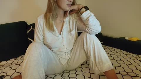 Ania online show from January 9, 3:15 am