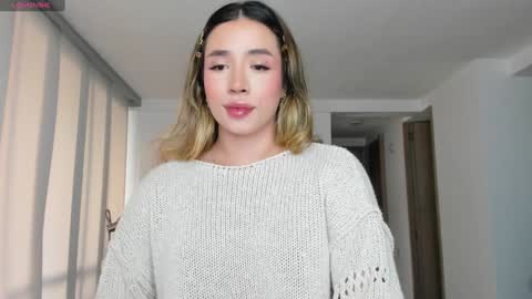 Snapshot of sweetann08 chatting on January 18, 9:34 pm Camila online show from January 18, 9:34 pm