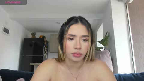 Snapshot of sweetann08 chatting on February 18, 6:15 pm Camila online show from February 18, 6:15 pm