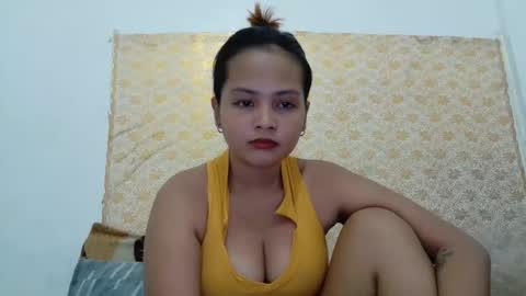 Snapshot of sweetasianforu chatting on April 10, 5:17 pm sweetasianforu online show from April 10, 5:17 pm