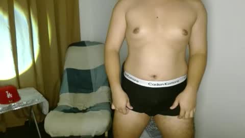 Snapshot of sweetasiangay chatting on March 15, 6:58 pm sweetasiangay online show from March 15, 6:58 pm