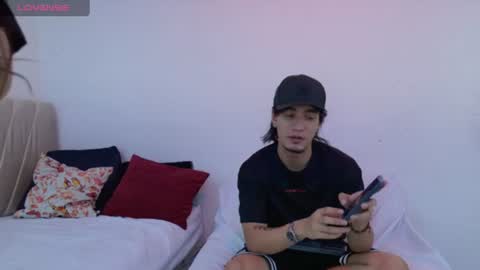 sweetauracouple online show from June 30, 12:28 pm