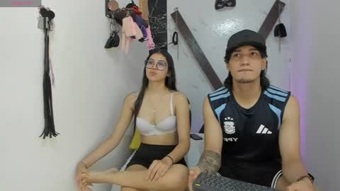 sweetauracouple online show from July 29, 3:15 am