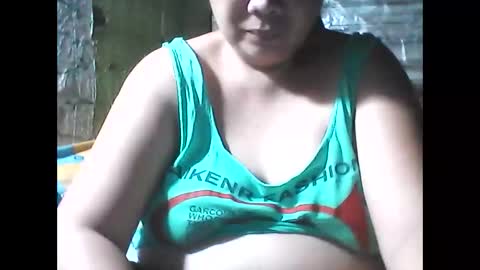 Snapshot of sweetava08 chatting on March 22, 1:14 pm sweetava08 online show from March 22, 1:14 pm