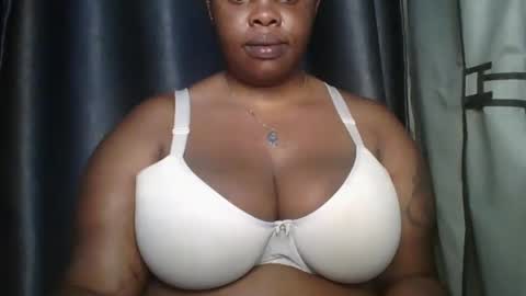 sweetbaby46 online show from December 17, 3:39 am