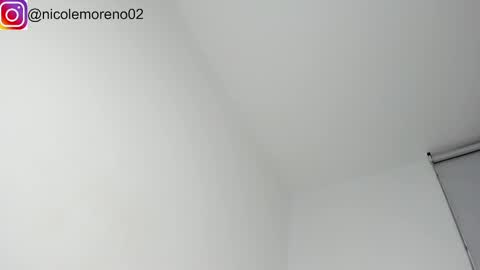Snapshot of sweetbeauty_ts chatting on March 5, 2:46 am Nicole online show from March 5, 2:46 am