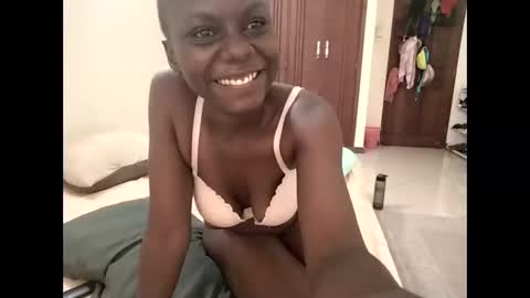 Lunargirl online show from March 19, 4:38 am