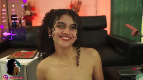 Snapshot of sweetbonii chatting on December 27, 9:11 pm Salom independent model online show from December 27, 9:11 pm