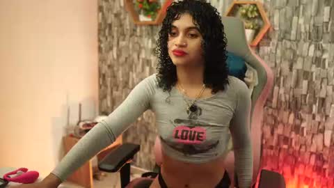 Salom independent model online show from June 27, 6:24 pm