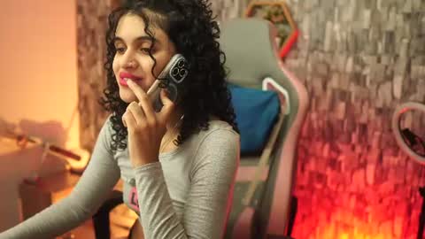Salom independent model online show from July 23, 4:10 am