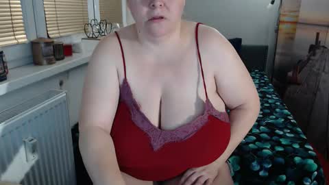 Sweetboobs85h online show from December 23, 6:44 am