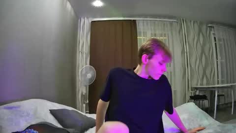 Snapshot of sweetboy7072007 chatting on December 5, 12:58 pm SweetyBoy online show from December 5, 12:58 pm