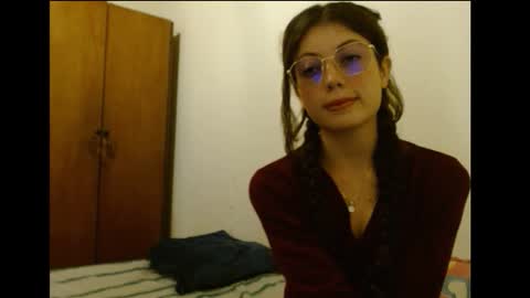 sweetcalm_ online show from February 20, 3:47 am