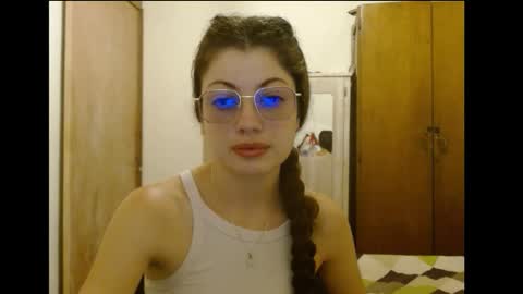 sweetcalm_ online show from March 4, 3:34 am