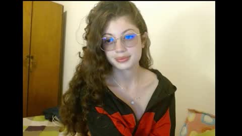 sweetcalm_ online show from March 16, 3:56 am