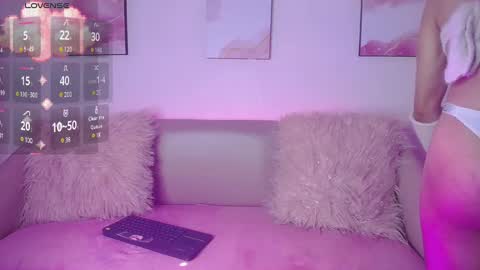 Snapshot of sweetcameron_ chatting on January 16, 8:36 pm Cameron online show from January 16, 8:36 pm