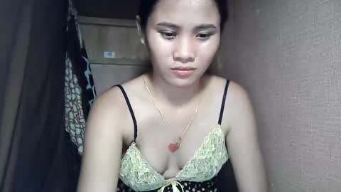 sweetcandy_19 online show from December 9, 2:49 pm